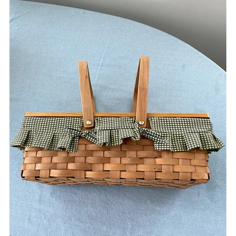 Hinged Type Lid Vintage Wood Wicker Picnic Basket w/Handle Green Plaid Lining